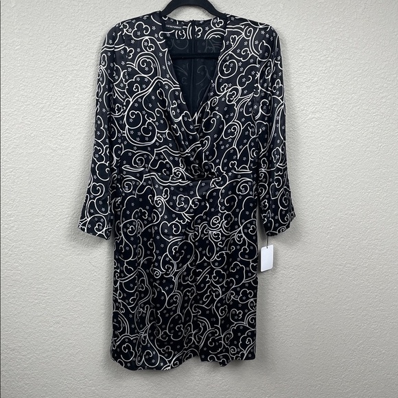 NWT Emporio Armani Black White Swirl Print Silk Dress Long Sleeve Sz 42 - Picture 2 of 14